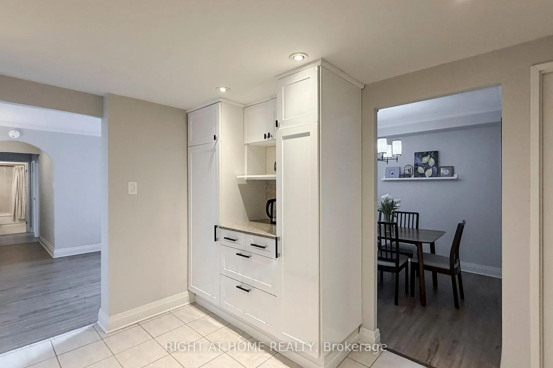Photo 18 of Unit 1807, 1900 Sheppard Avenue E, North York, Pleasant View — HOMEH