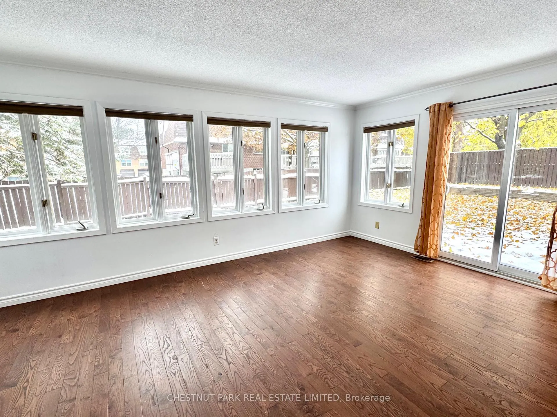 Photo 12 of 18 Hope Crescent, Belleville, Belleville Ward — HOMEH