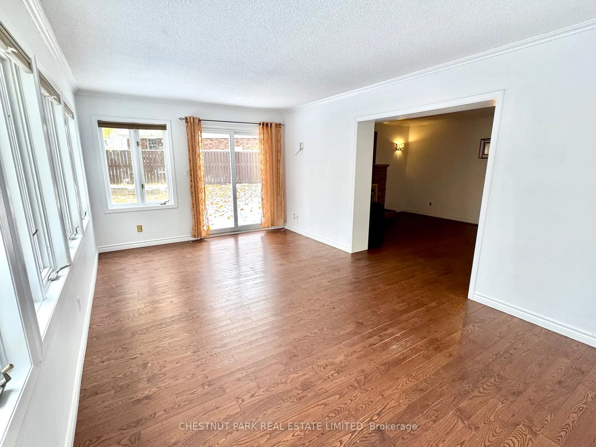Photo 13 of 18 Hope Crescent, Belleville, Belleville Ward — HOMEH