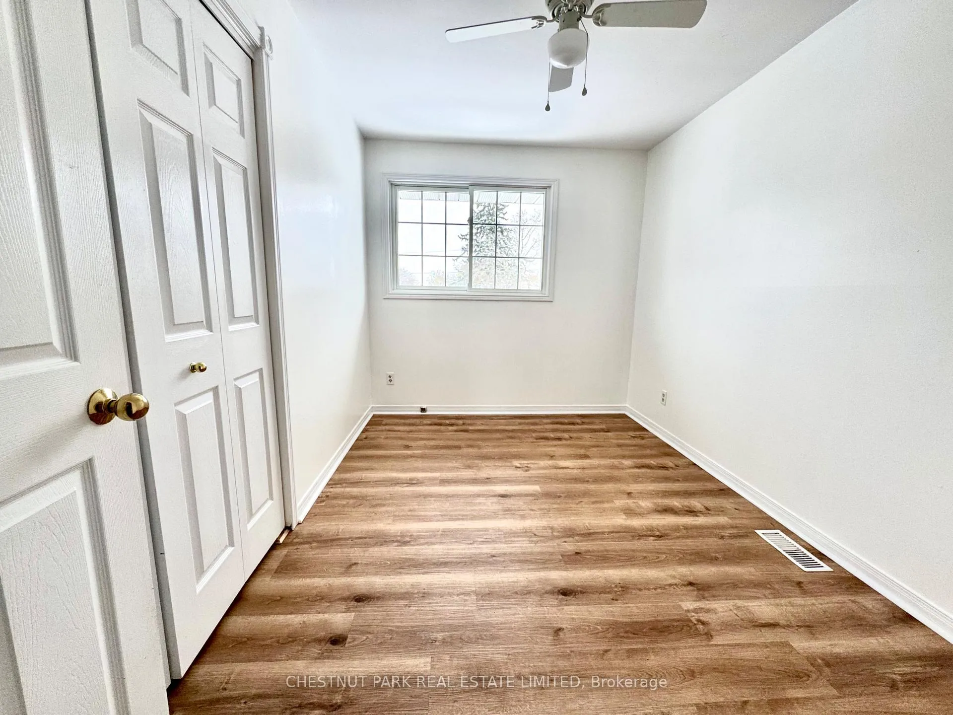Photo 21 of 18 Hope Crescent, Belleville, Belleville Ward — HOMEH
