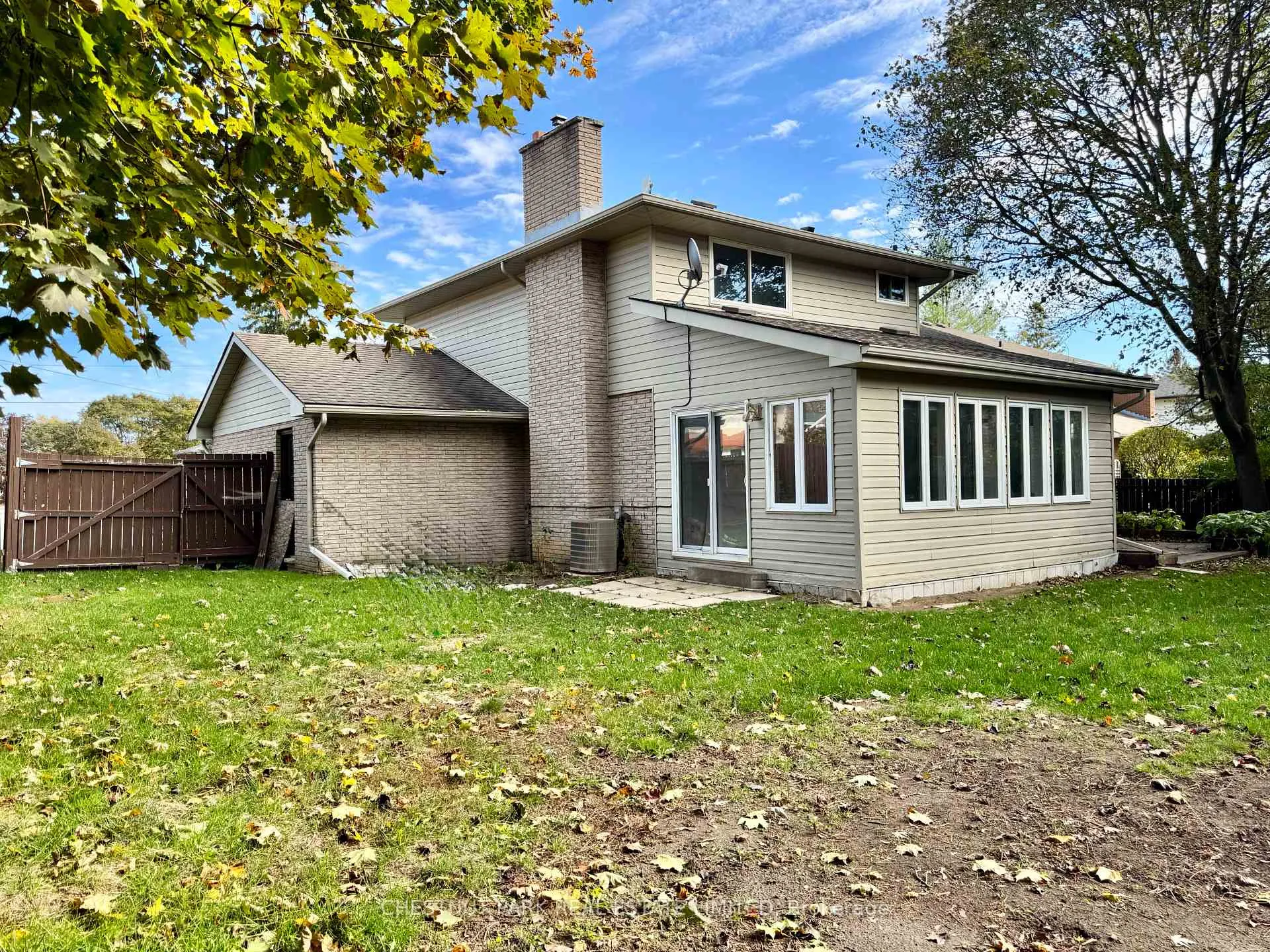 Photo 36 of 18 Hope Crescent, Belleville, Belleville Ward — HOMEH
