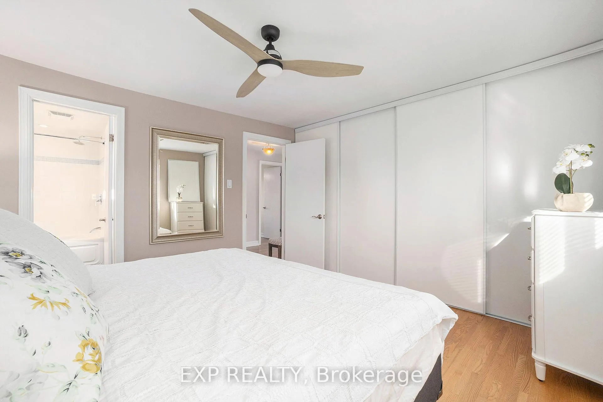 Photo 17 of 733 Southmore Drive W, Ottawa, Riverside Park South — HOMEH