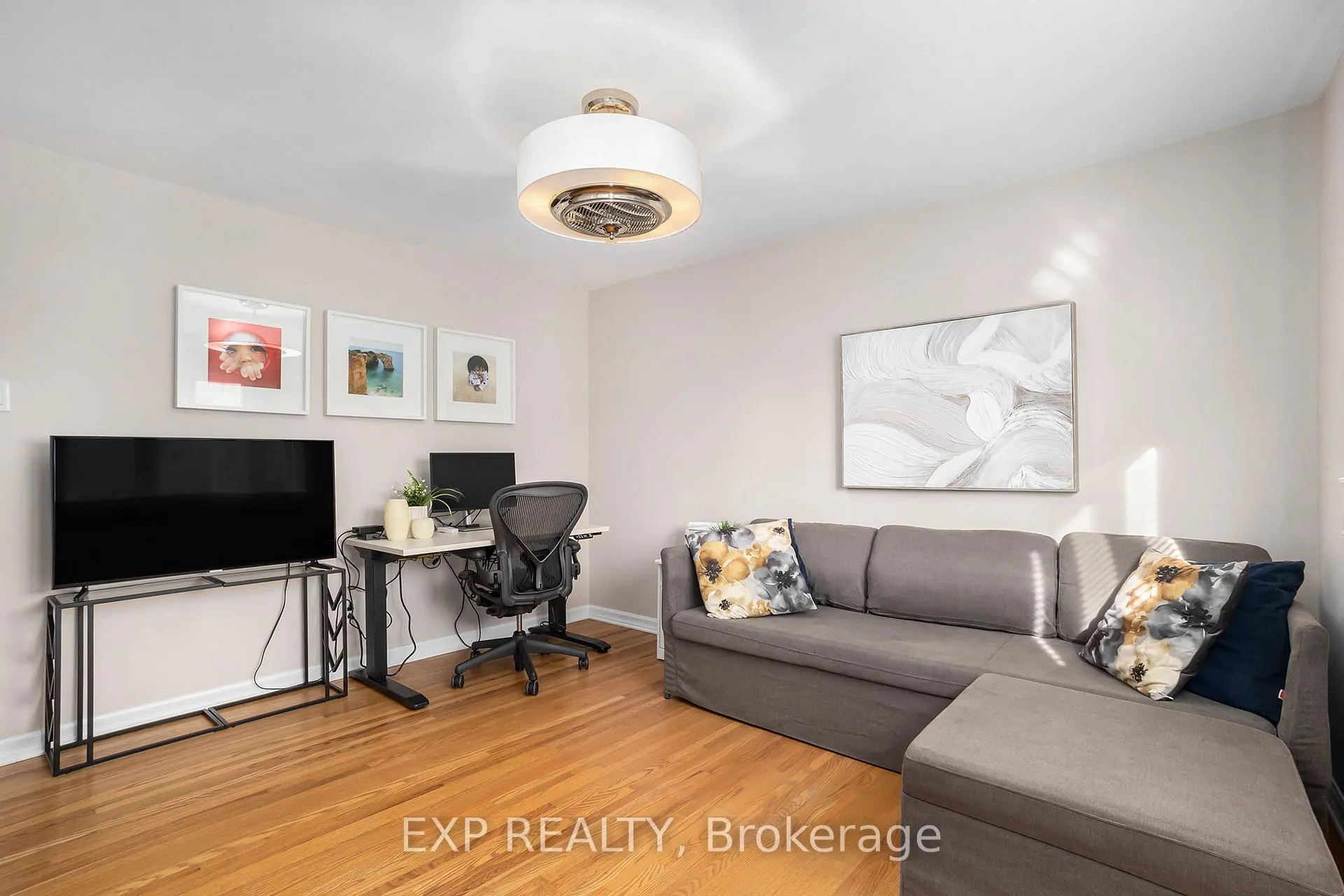 Photo 23 of 733 Southmore Drive W, Ottawa, Riverside Park South — HOMEH