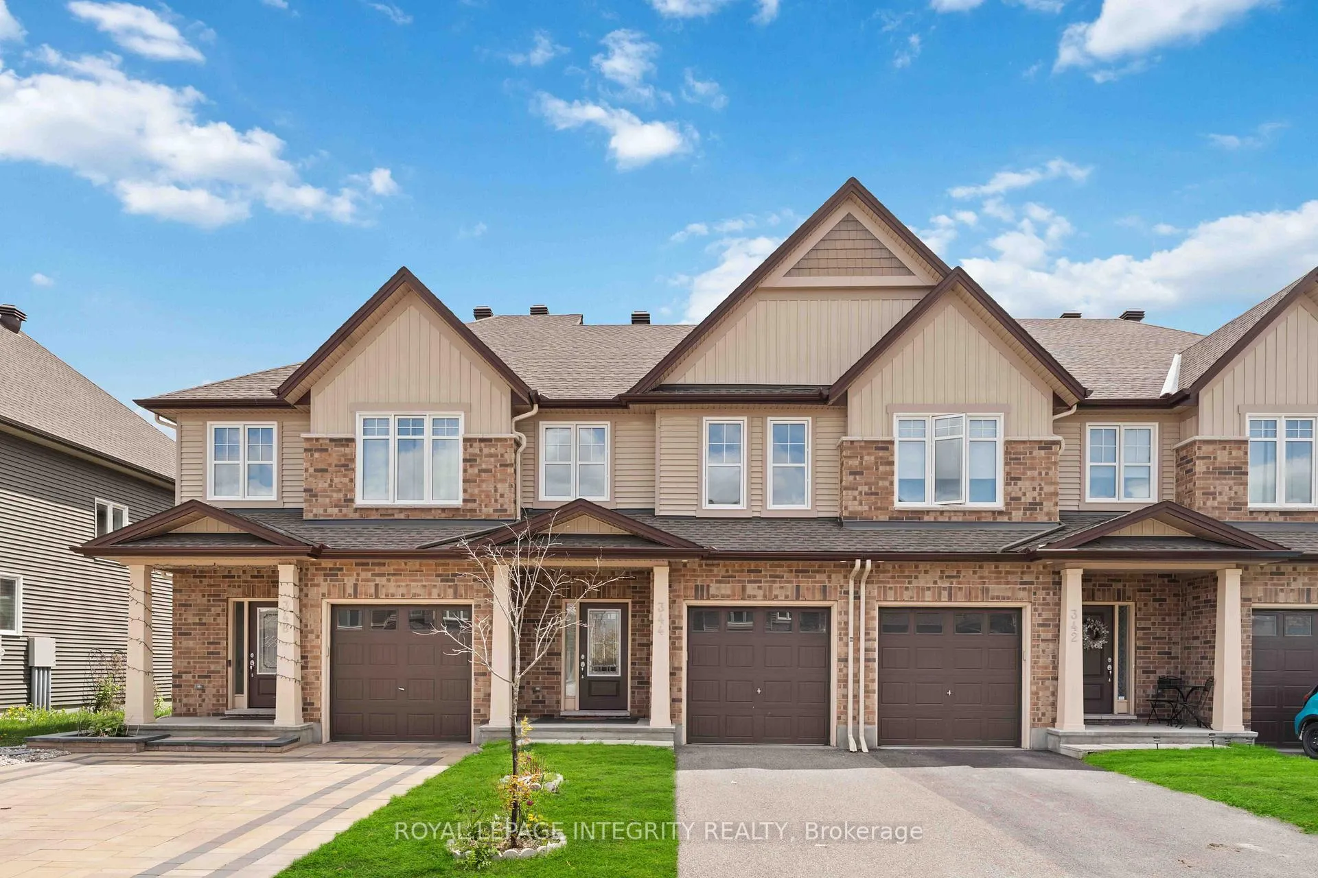 Front of 344 Wood Acres Grove