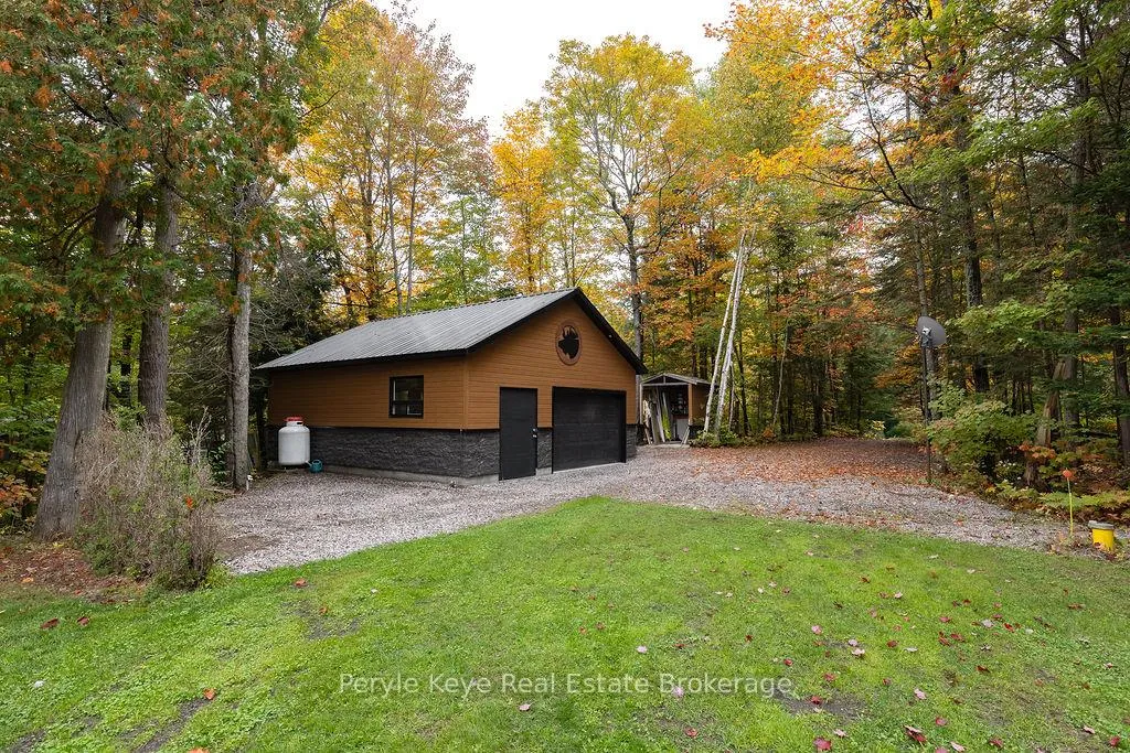 Photo 321 of 1108 Skyline Drive, Armour — HOMEH