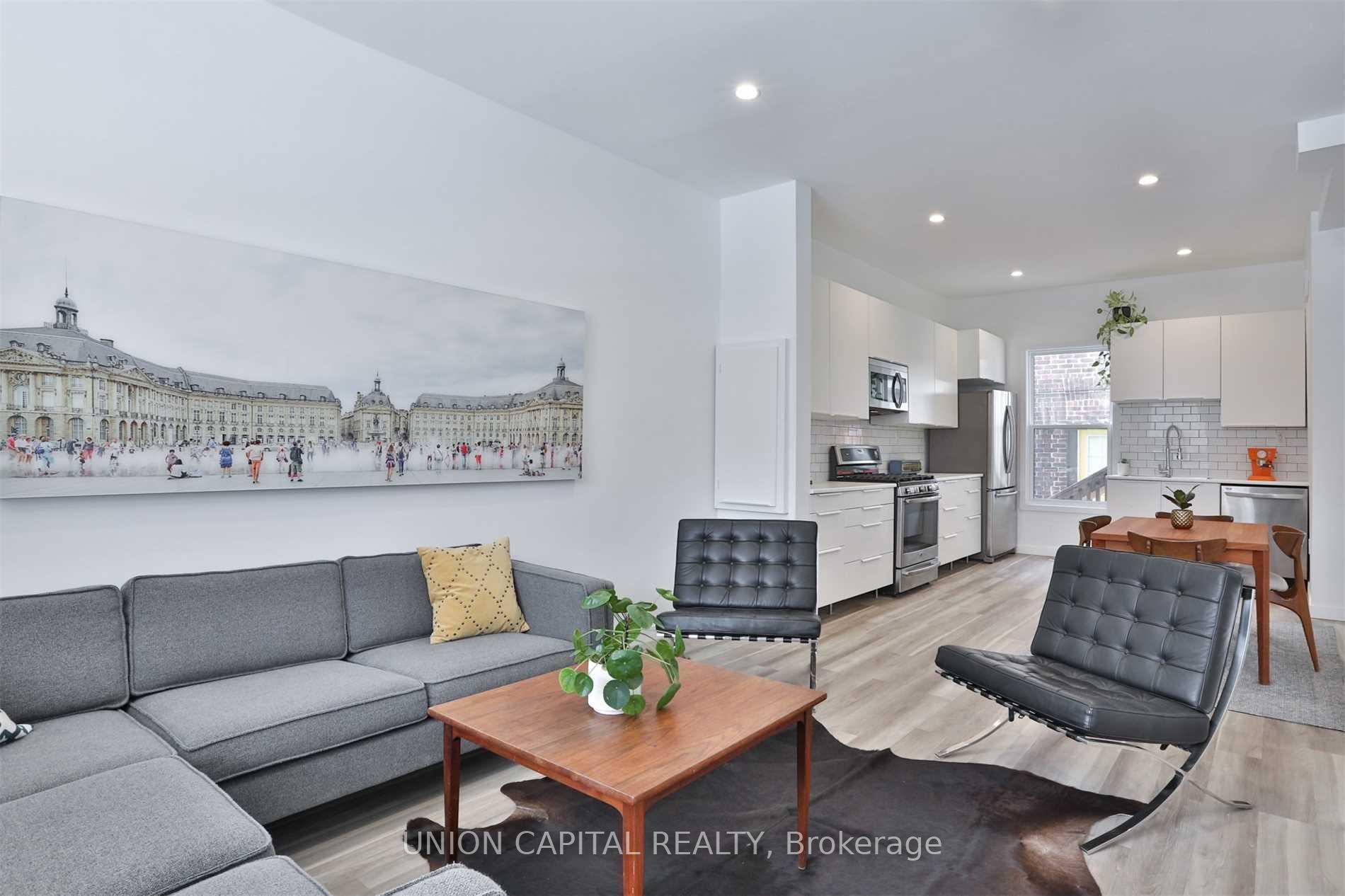 Photo 6 of Unit Main, 108 Robert St, Toronto, University — HOMEH