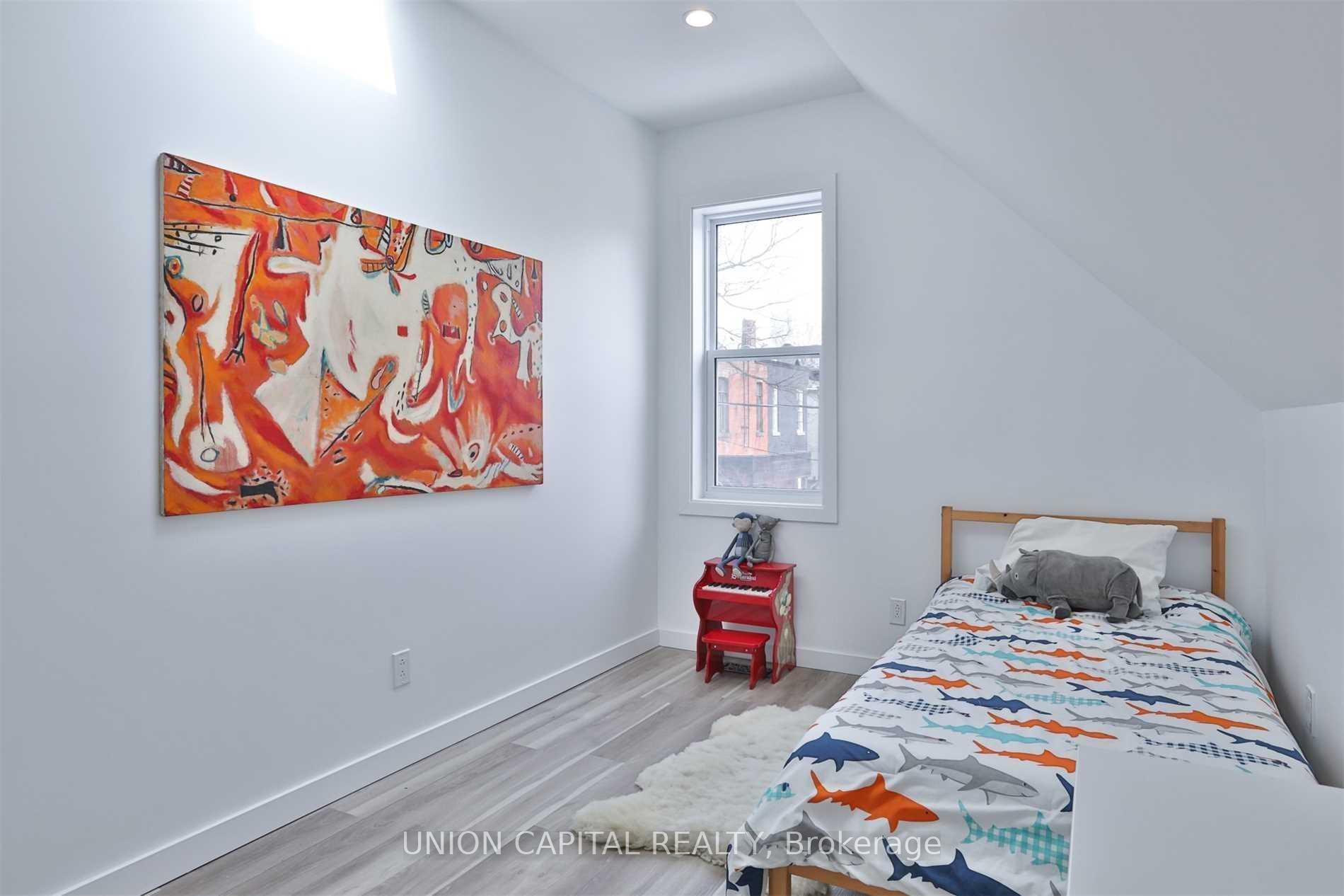 Photo 17 of Unit Main, 108 Robert St, Toronto, University — HOMEH