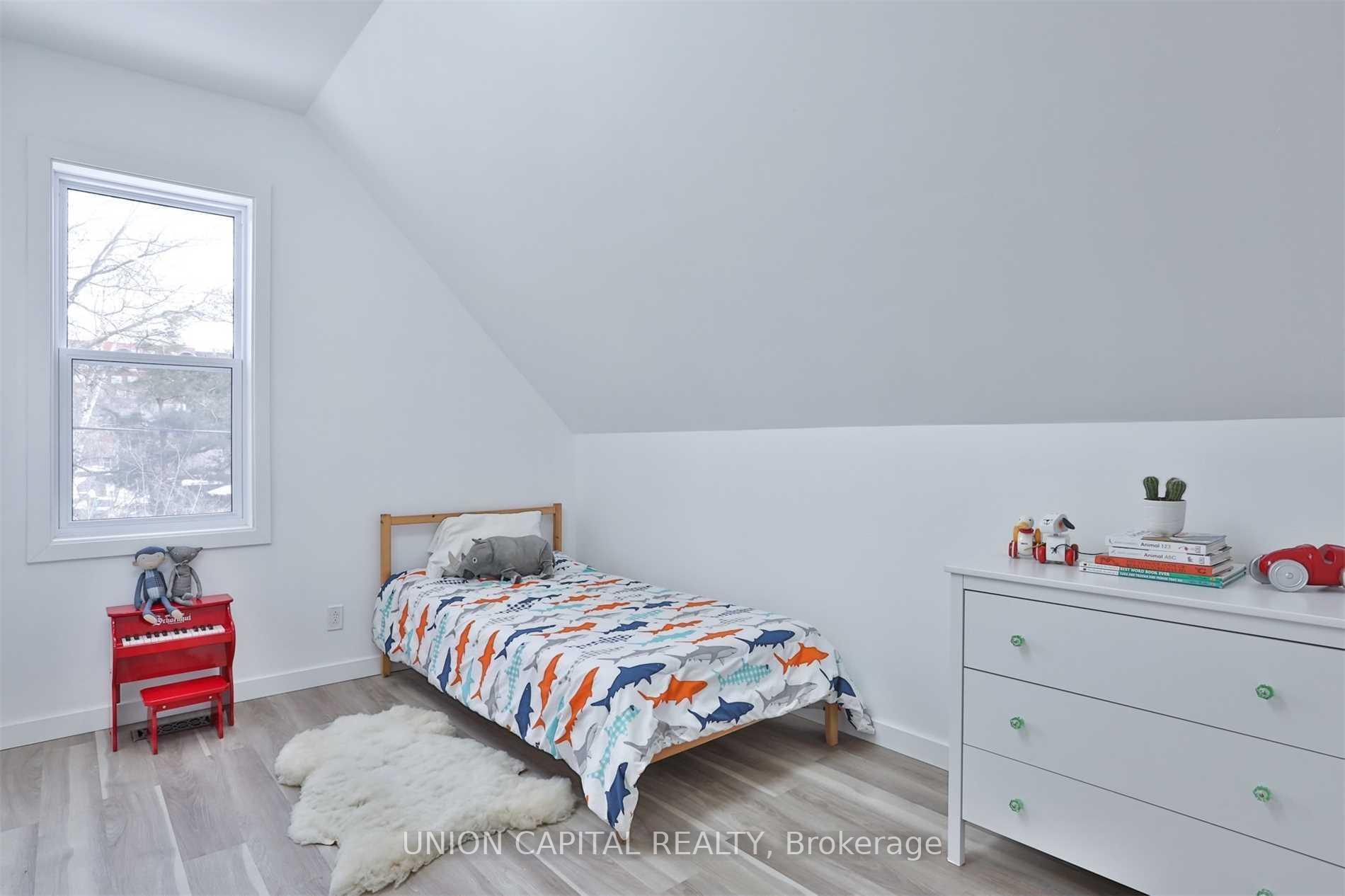 Photo 18 of Unit Main, 108 Robert St, Toronto, University — HOMEH