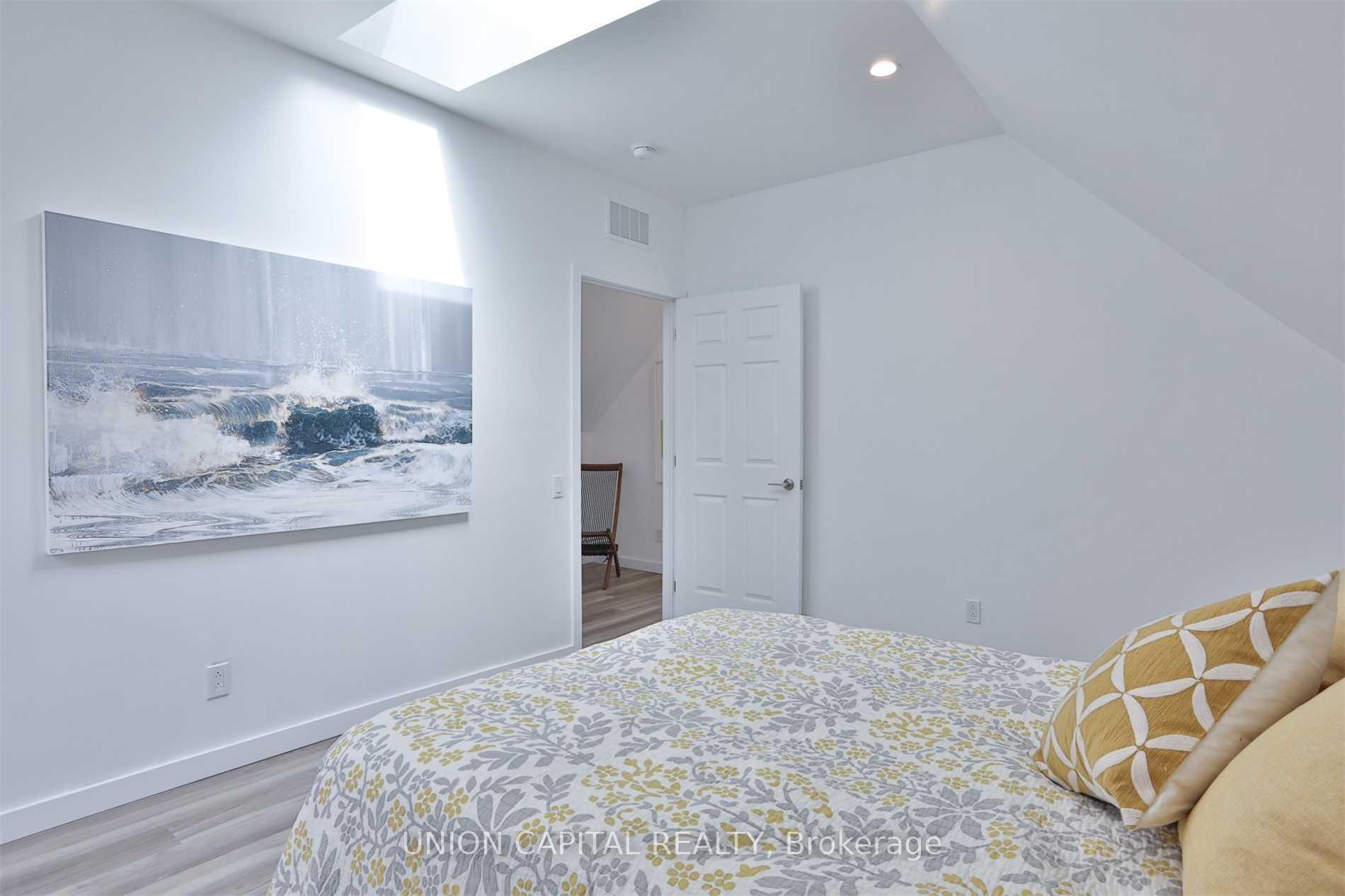 Photo 21 of Unit Main, 108 Robert St, Toronto, University — HOMEH