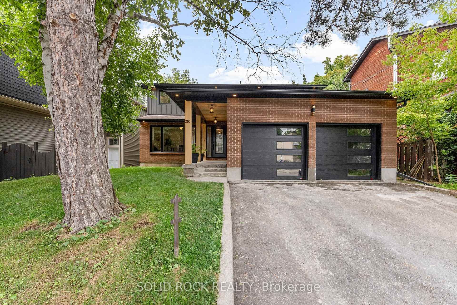 Photo 1 of 210 Carleton Avenue, Ottawa, Ottawa West/Tunneys Pasture — HOMEH
