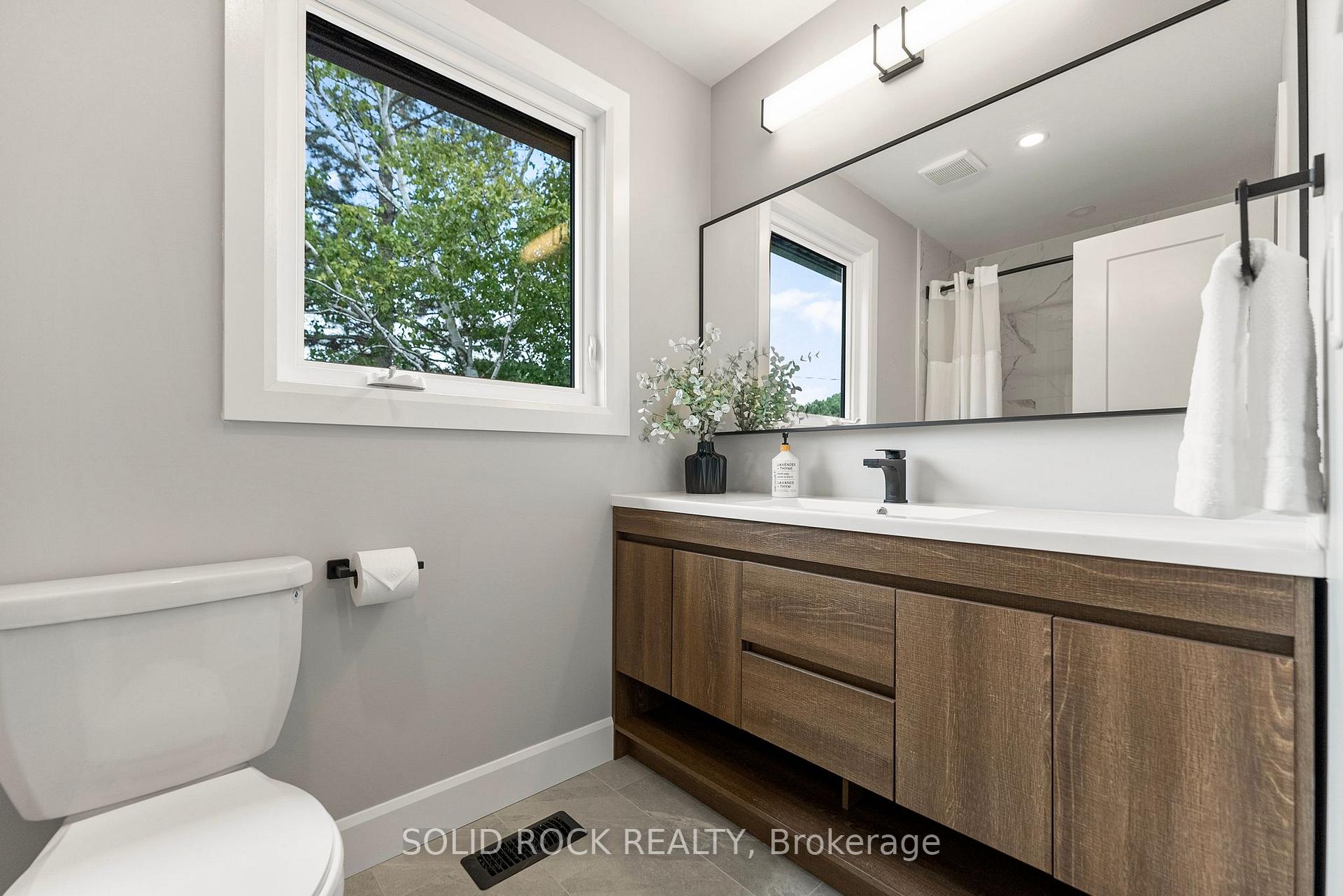 Photo 23 of 210 Carleton Avenue, Ottawa, Ottawa West/Tunneys Pasture — HOMEH