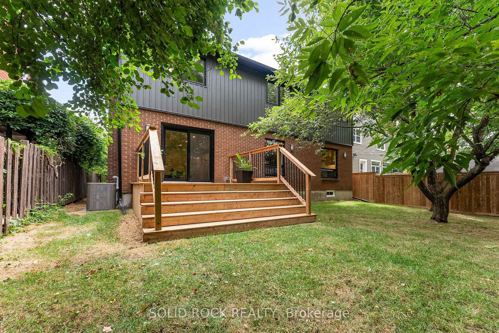 Photo 39 of 210 Carleton Avenue, Ottawa, Ottawa West/Tunneys Pasture — HOMEH