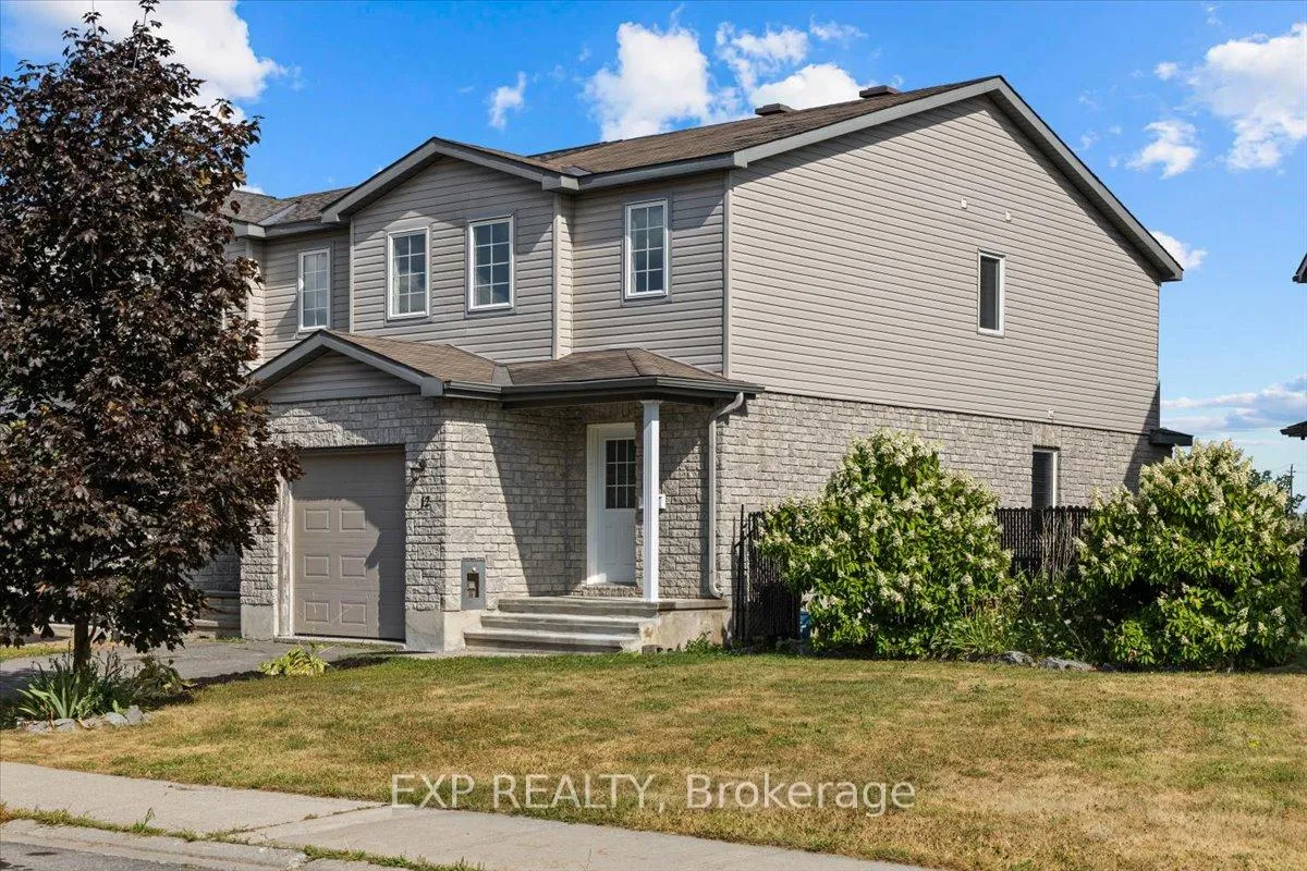 Photo 2 of 12 John Findlay Terrace, Arnprior — HOMEH