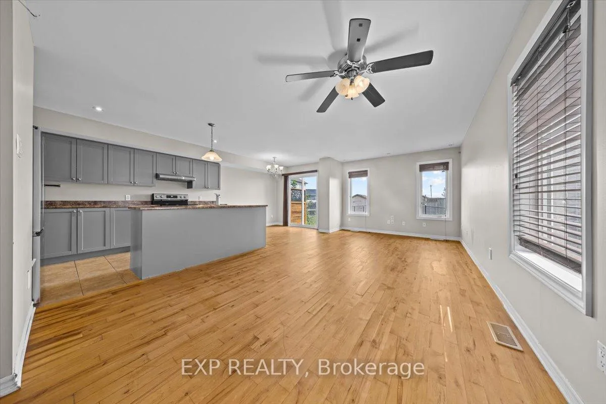 Photo 22 of 12 John Findlay Terrace, Arnprior — HOMEH