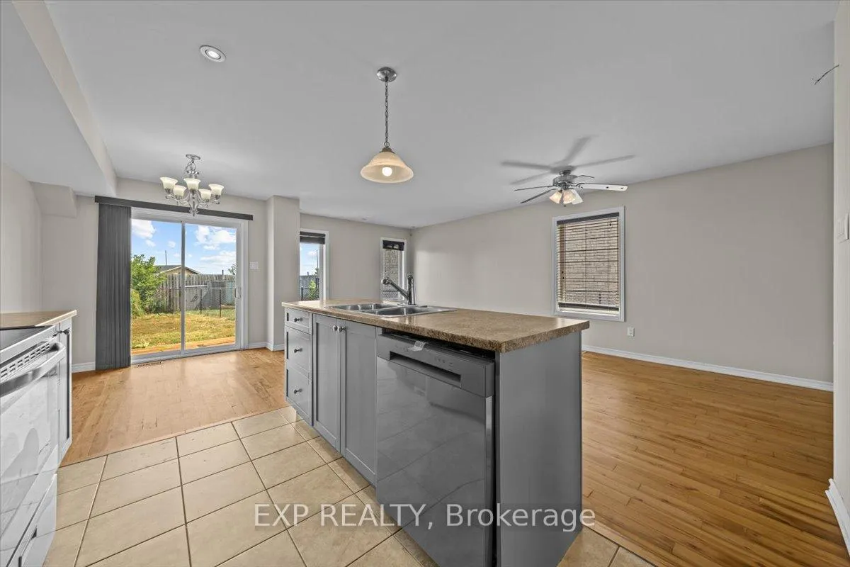 Photo 40 of 12 John Findlay Terrace, Arnprior — HOMEH
