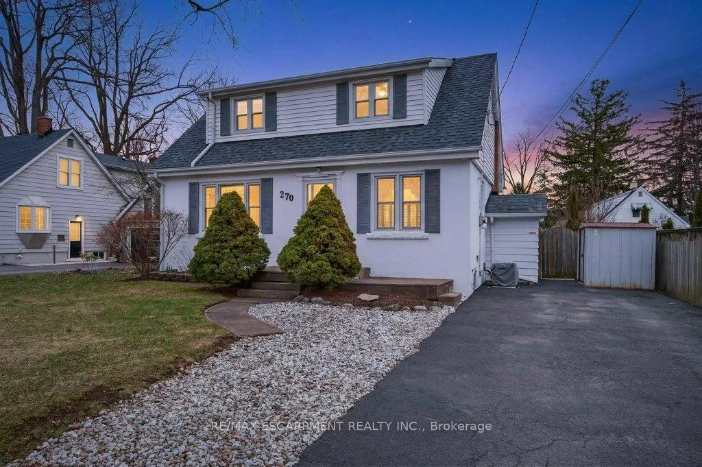 Photo 3 of 270 Mill Street N, Hamilton, Waterdown — HOMEH