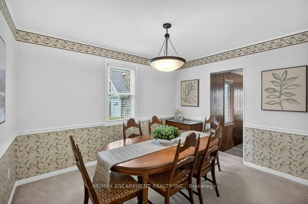 Photo 9 of 270 Mill Street N, Hamilton, Waterdown — HOMEH