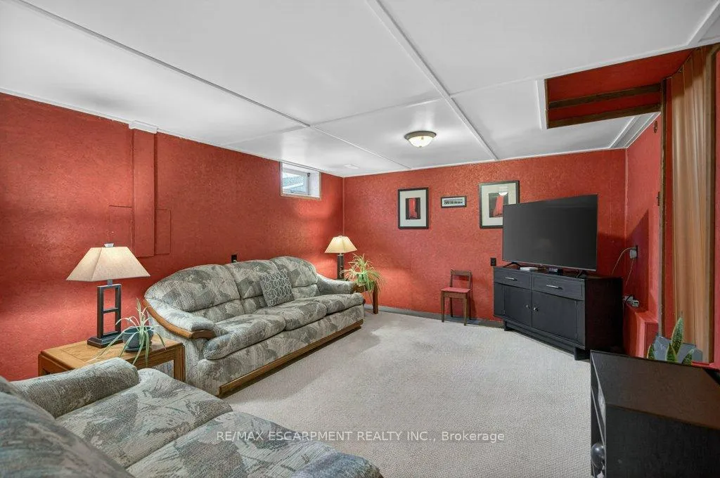 Photo 25 of 270 Mill Street N, Hamilton, Waterdown — HOMEH