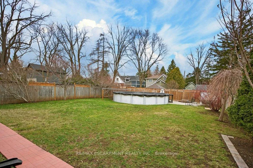 Photo 29 of 270 Mill Street N, Hamilton, Waterdown — HOMEH