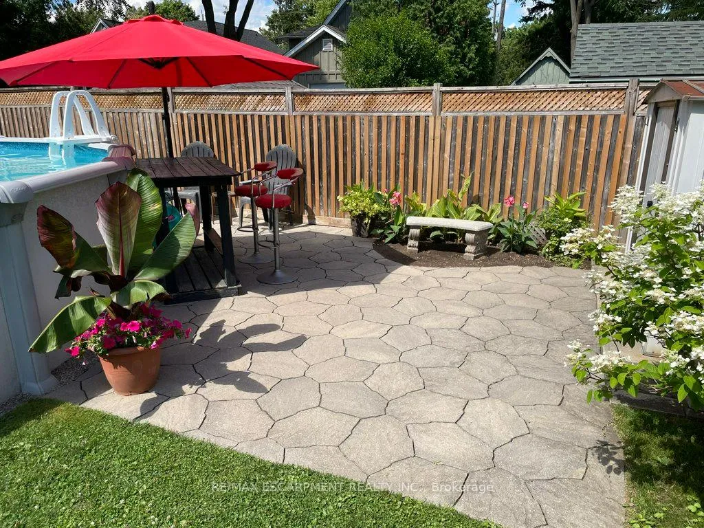 Photo 43 of 270 Mill Street N, Hamilton, Waterdown — HOMEH