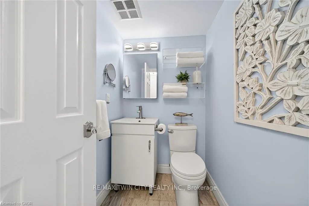 Photo 18 of Unit 301, 150 Queen Street S, Kitchener — HOMEH
