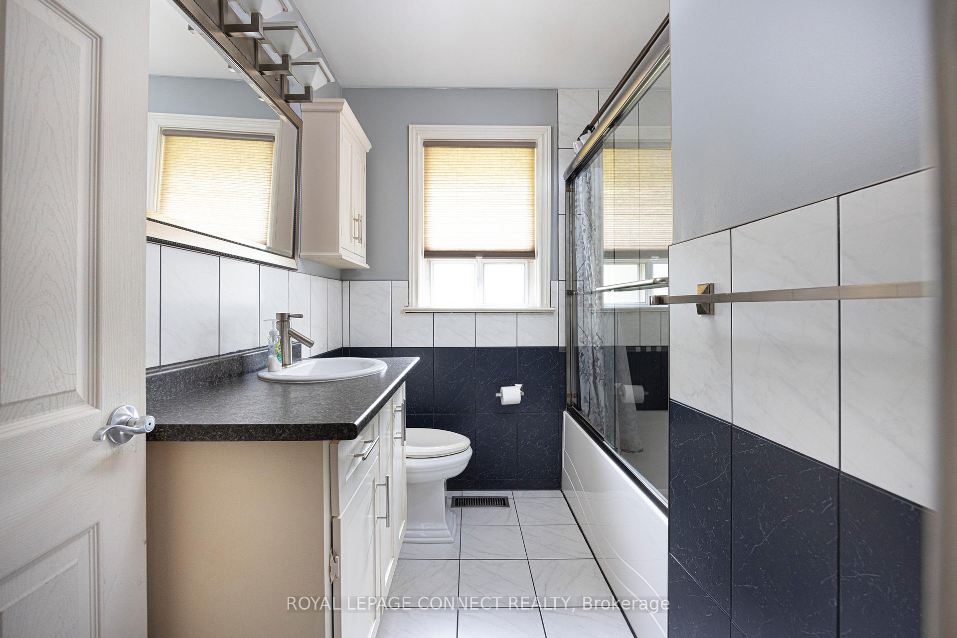 Photo 15 of 3 Brougham Crescent, Etobicoke, Kingsview Village-The Westway — HOMEH