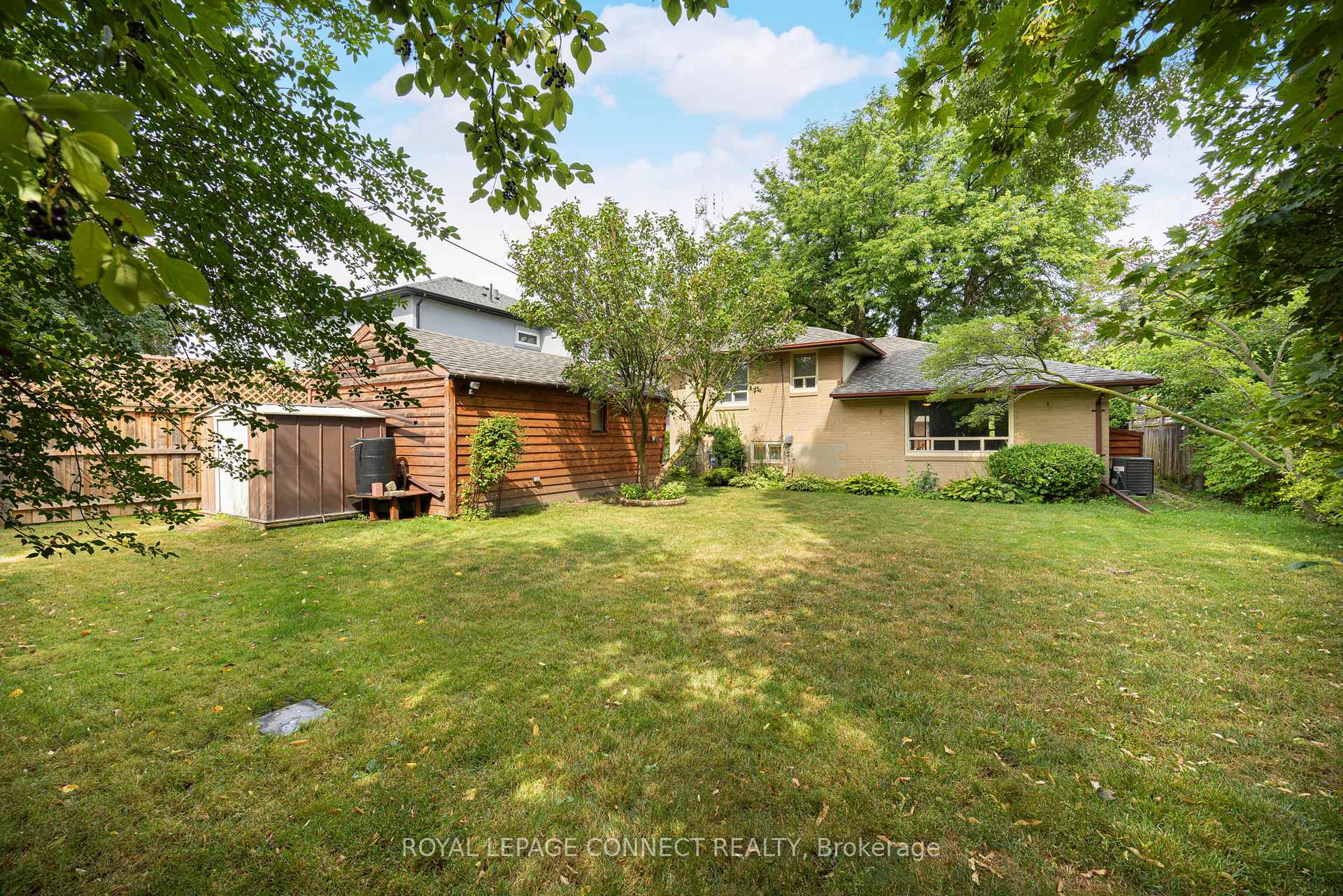 Photo 19 of 3 Brougham Crescent, Etobicoke, Kingsview Village-The Westway — HOMEH