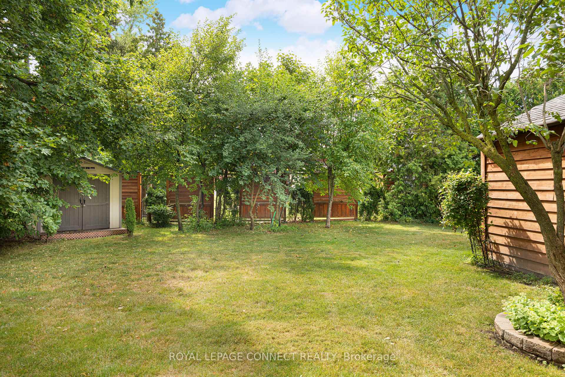 Photo 7 of 3 Brougham Crescent, Etobicoke, Kingsview Village-The Westway — HOMEH