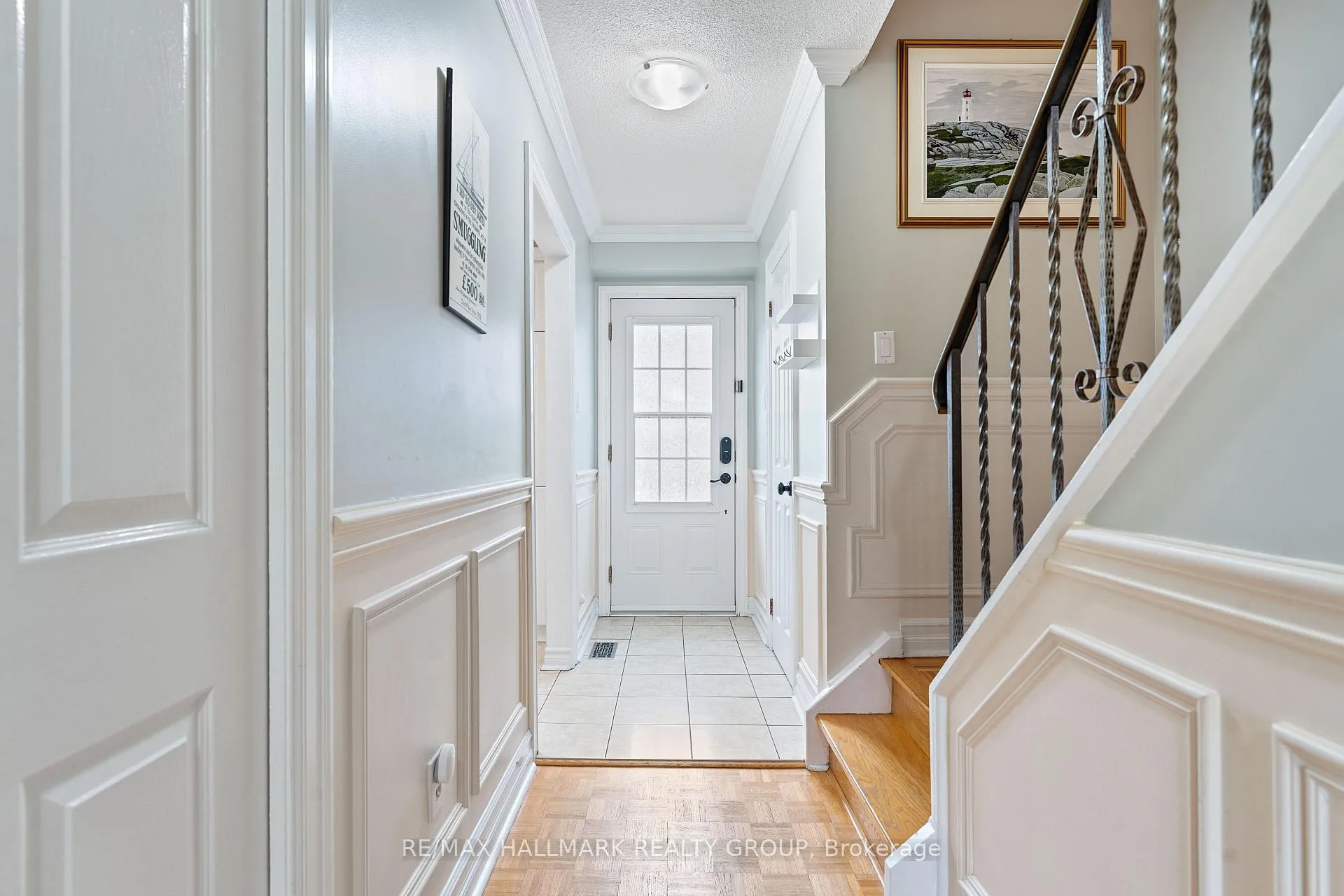 Photo 7 of 76 Valewood Crescent, Ottawa, Blackburn Hamlet — HOMEH
