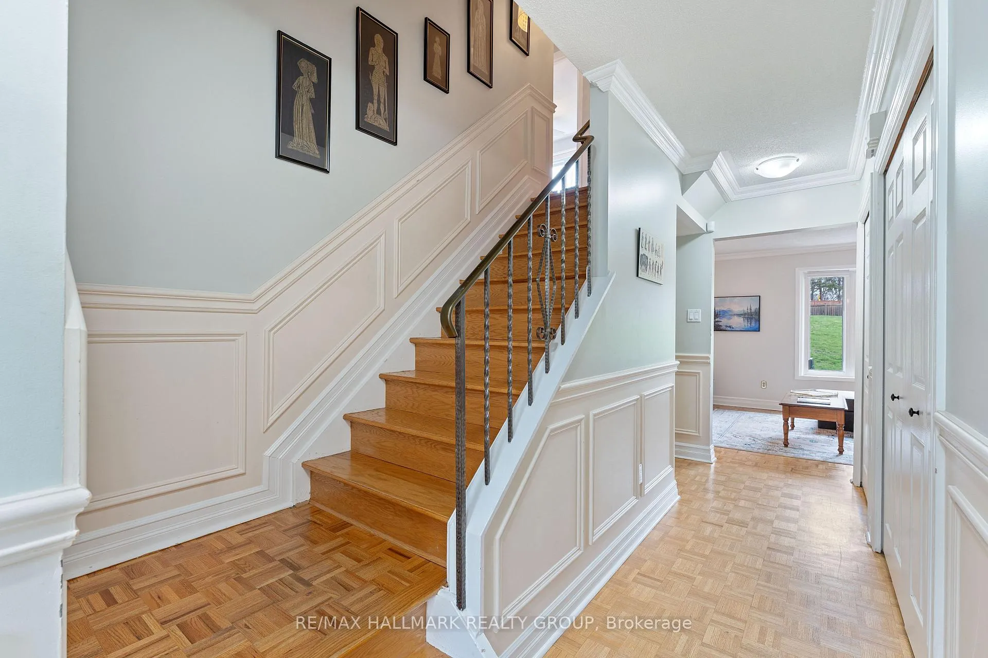 Photo 25 of 76 Valewood Crescent, Ottawa, Blackburn Hamlet — HOMEH