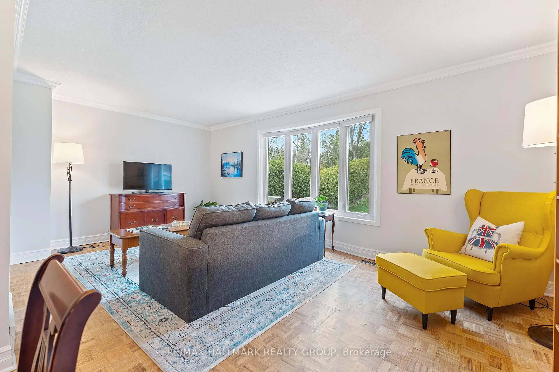 Photo 85 of 76 Valewood Crescent, Ottawa, Blackburn Hamlet — HOMEH