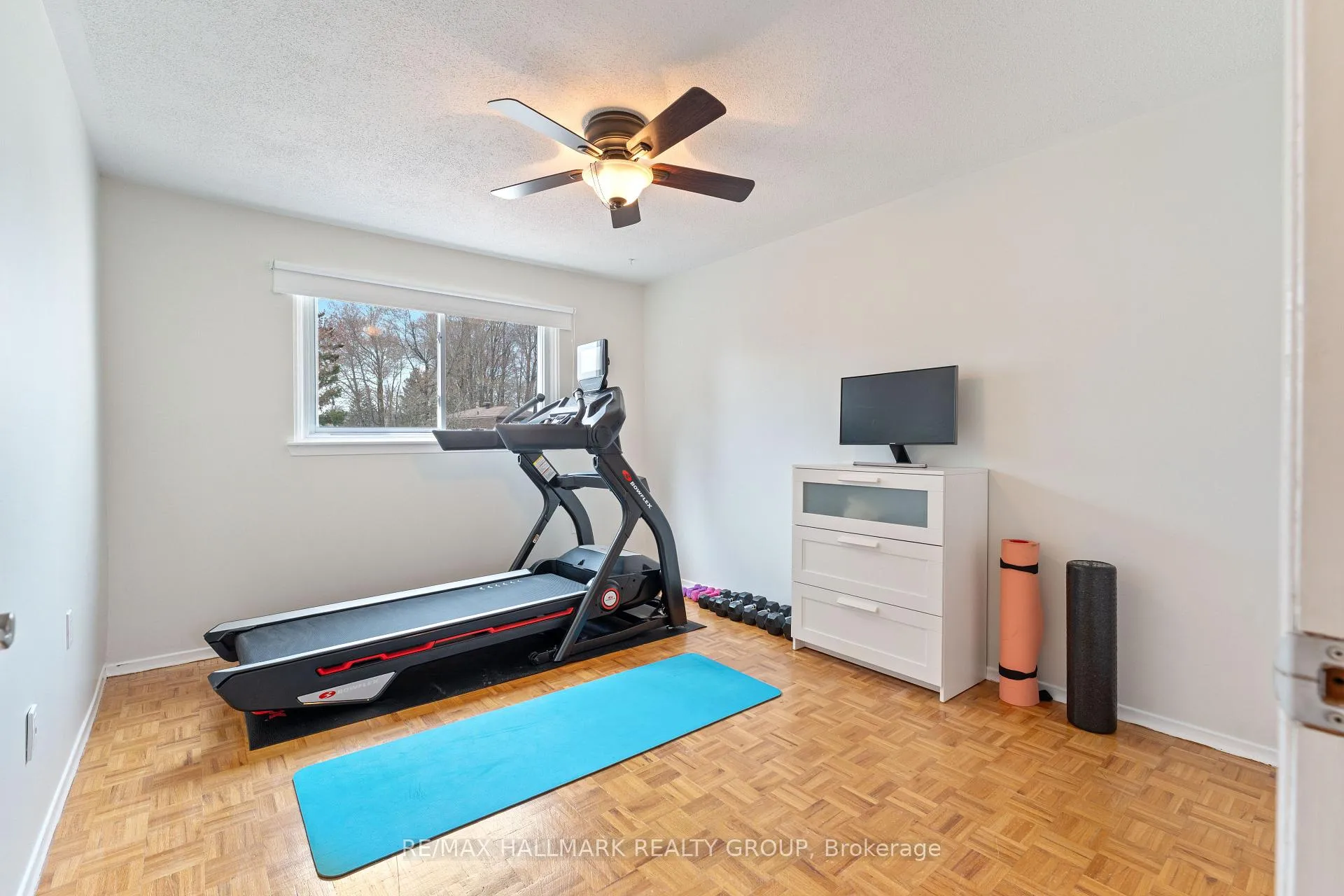 Photo 127 of 76 Valewood Crescent, Ottawa, Blackburn Hamlet — HOMEH