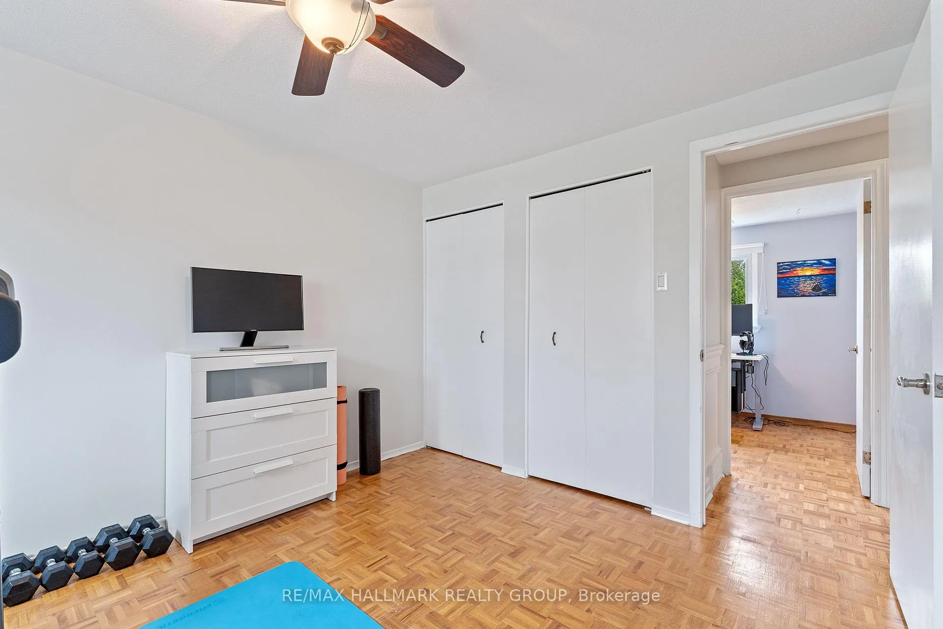 Photo 130 of 76 Valewood Crescent, Ottawa, Blackburn Hamlet — HOMEH