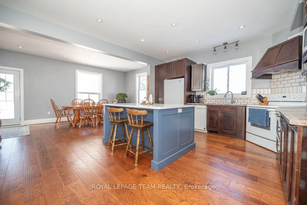 Photo 40 of 2474 Barr Line, Admaston/Bromley, Admaston/Bromley — HOMEH