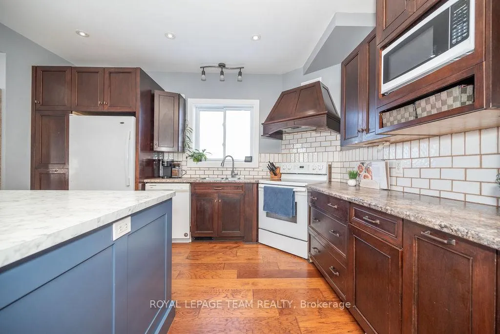 Photo 47 of 2474 Barr Line, Admaston/Bromley, Admaston/Bromley — HOMEH