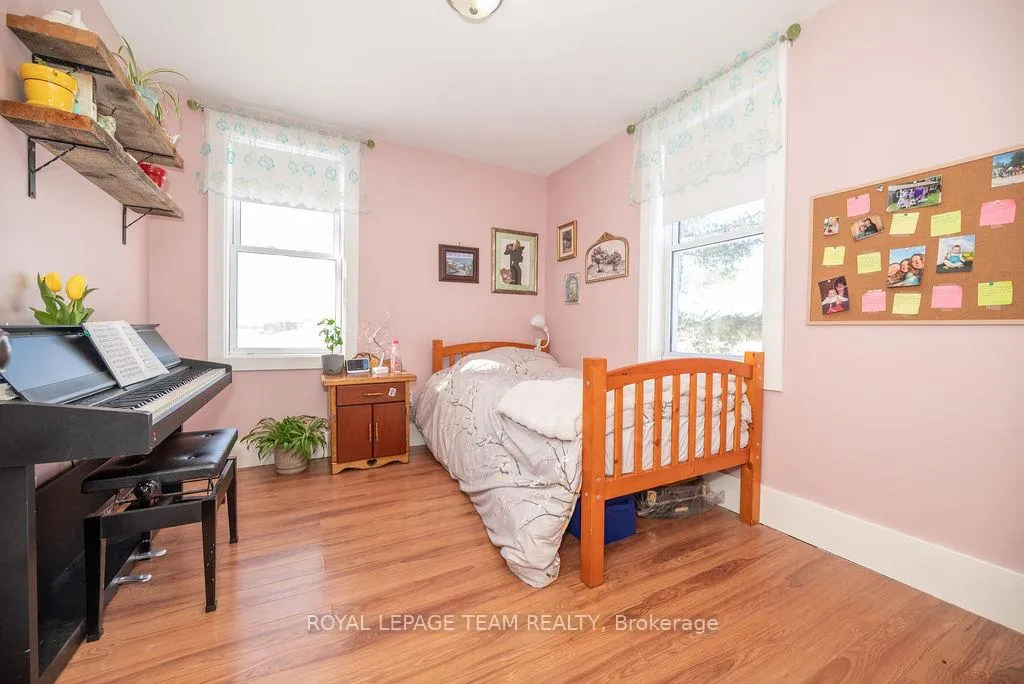 Photo 149 of 2474 Barr Line, Admaston/Bromley, Admaston/Bromley — HOMEH