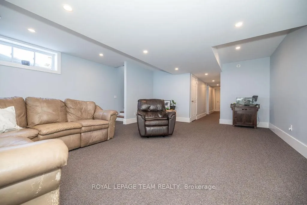 Photo 176 of 2474 Barr Line, Admaston/Bromley, Admaston/Bromley — HOMEH