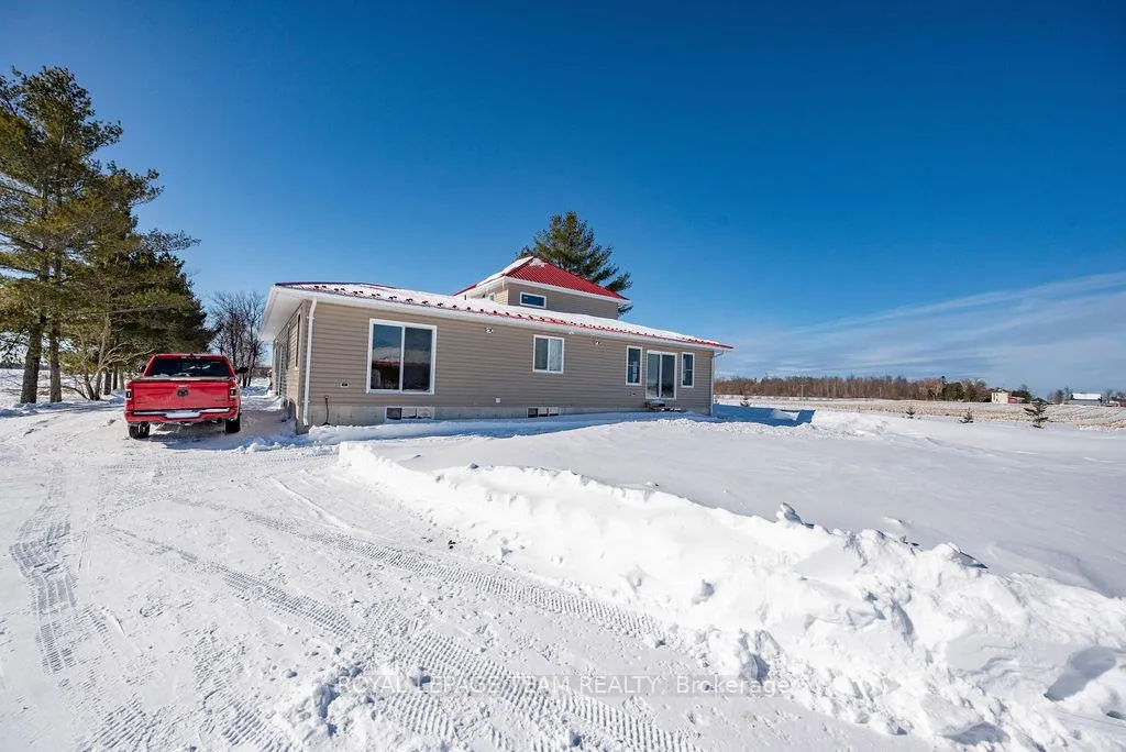 Photo 206 of 2474 Barr Line, Admaston/Bromley, Admaston/Bromley — HOMEH