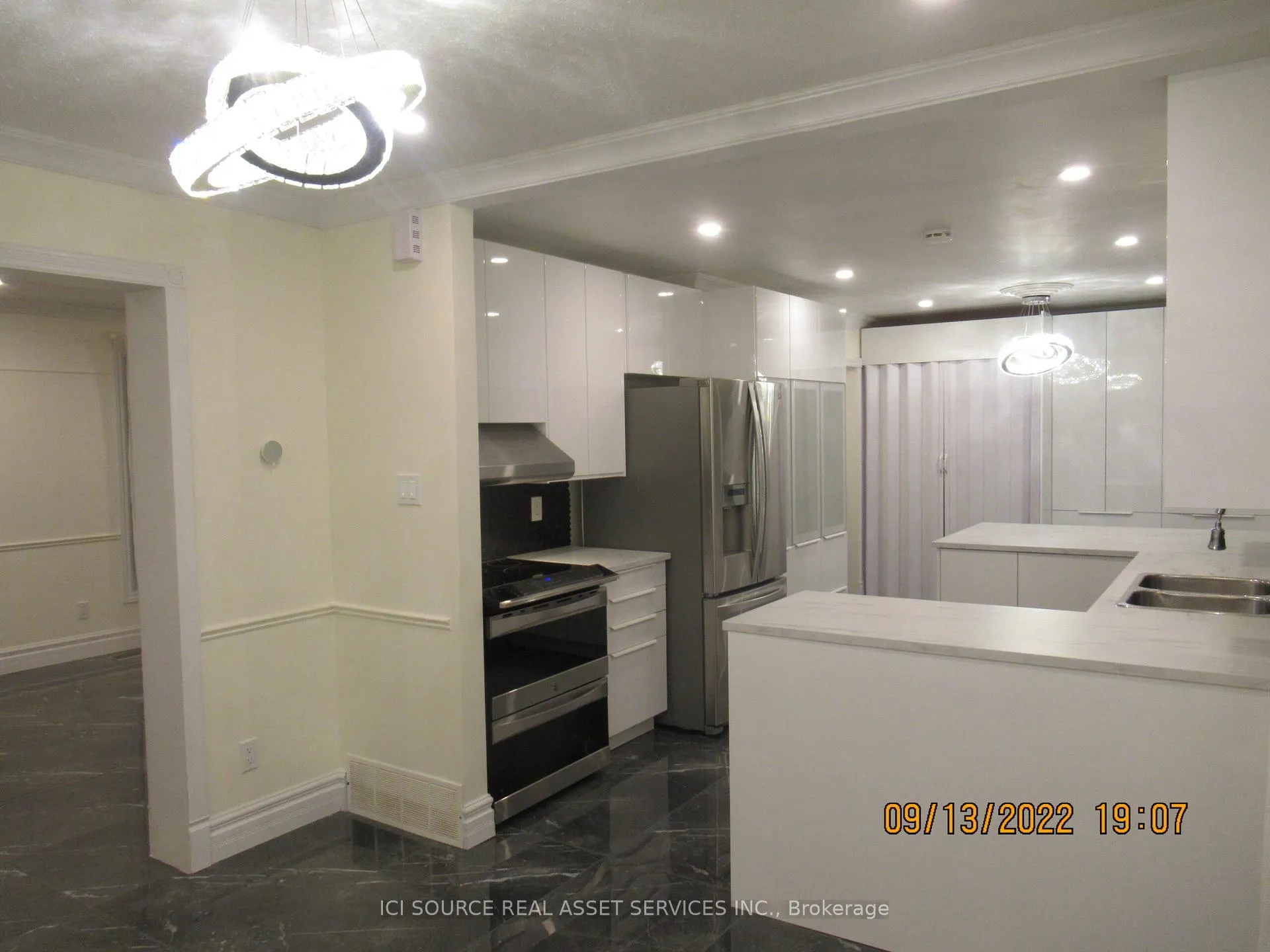 Photo 3 of Unit A, 2332 Ogilvie Road, Ottawa, Beacon Hill North — HOMEH