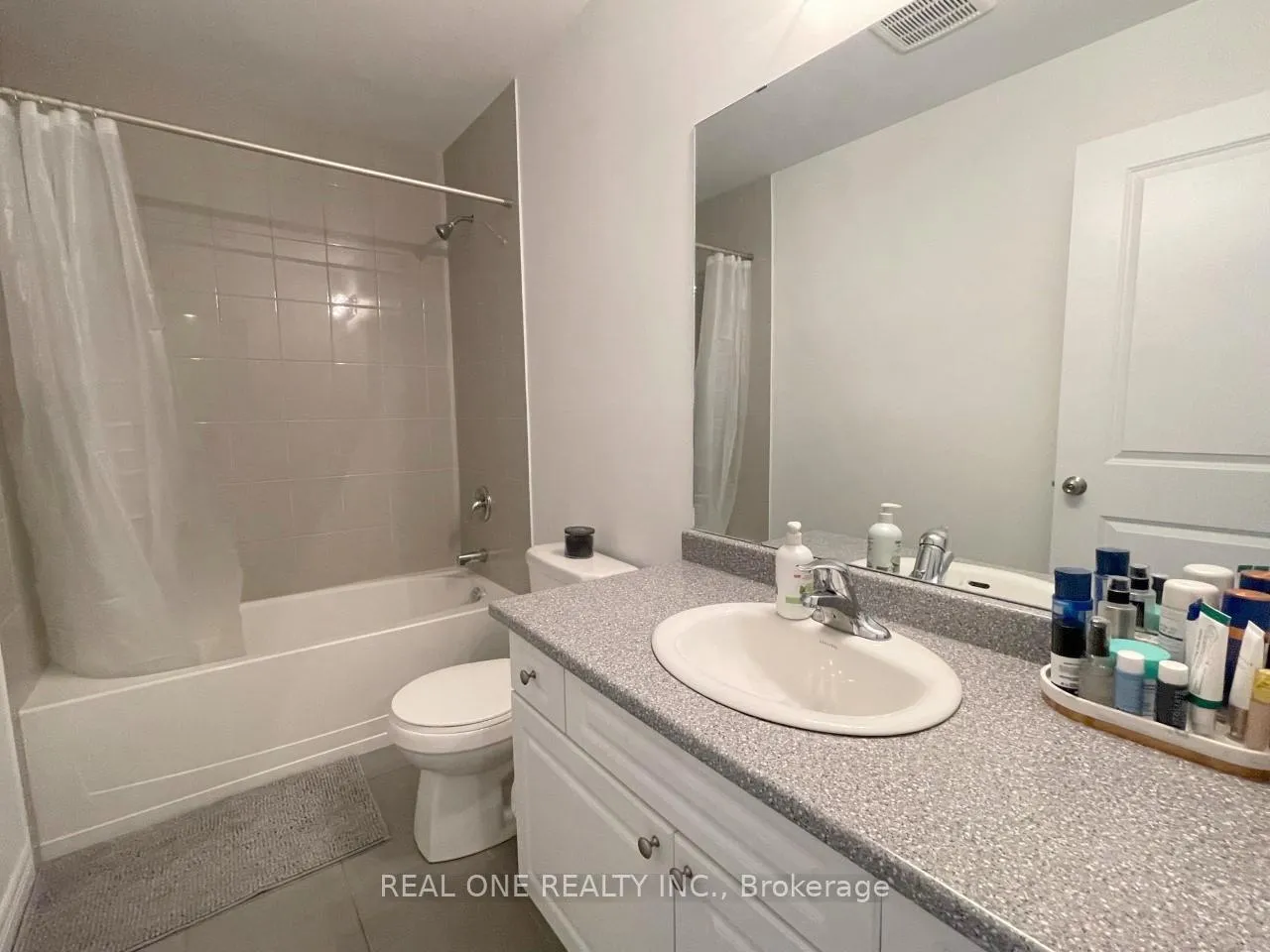 Photo 14 of Unit 21, 90 Raymond Road, Hamilton, Meadowlands — HOMEH