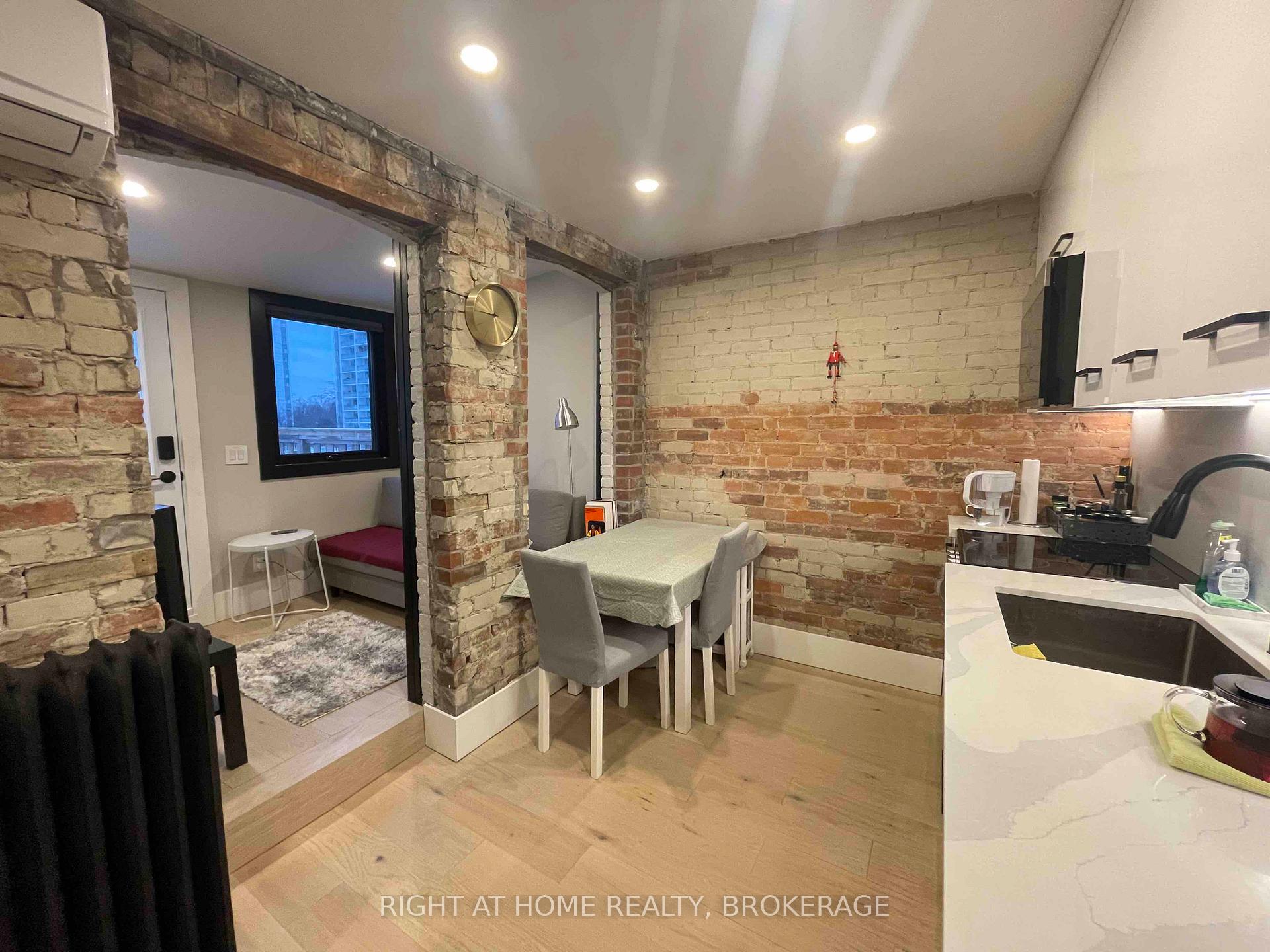 Photo 5 of Unit 302, 993 Bloor Street W, Toronto, Dufferin Grove — HOMEH