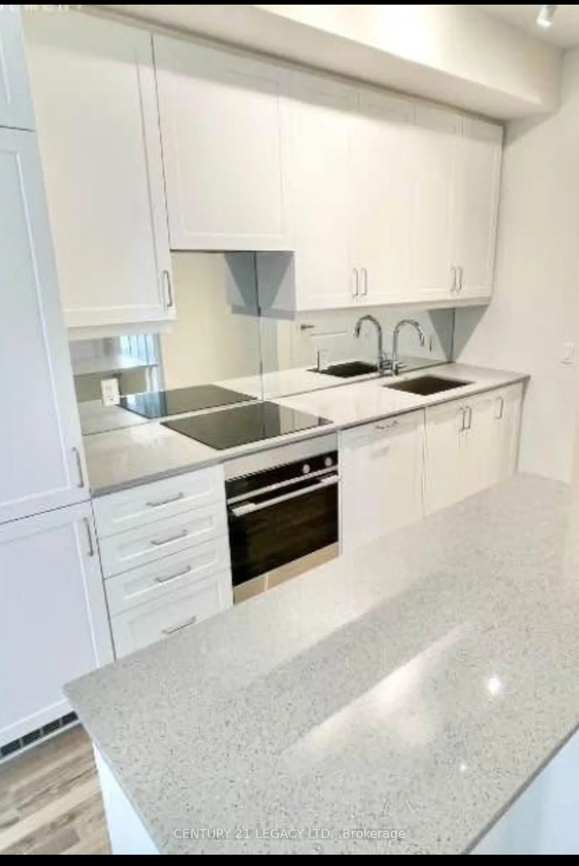 Photo 4 of Unit 1104, 9085 Jane Street, Vaughan, Concord — HOMEH