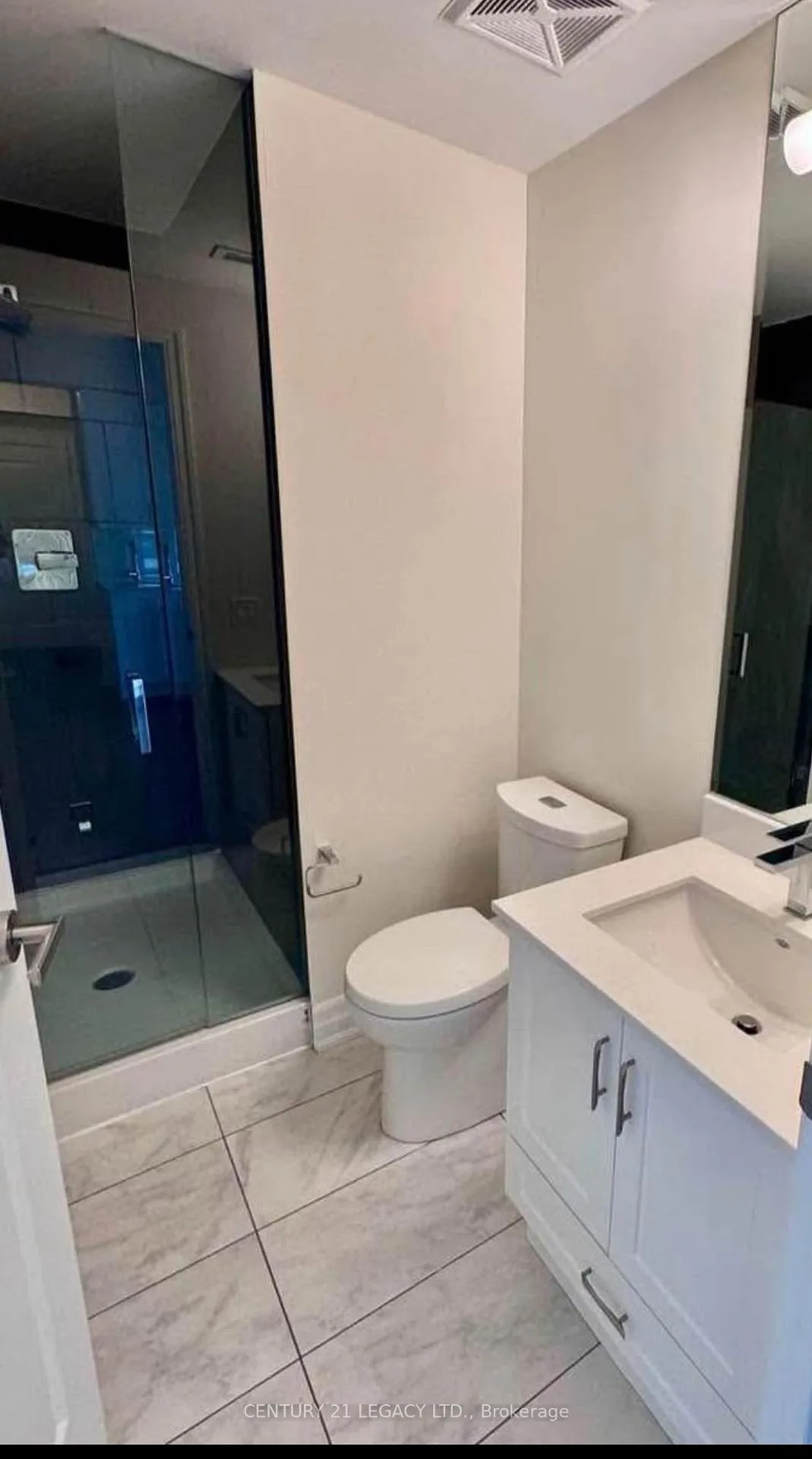 Photo 8 of Unit 1104, 9085 Jane Street, Vaughan, Concord — HOMEH