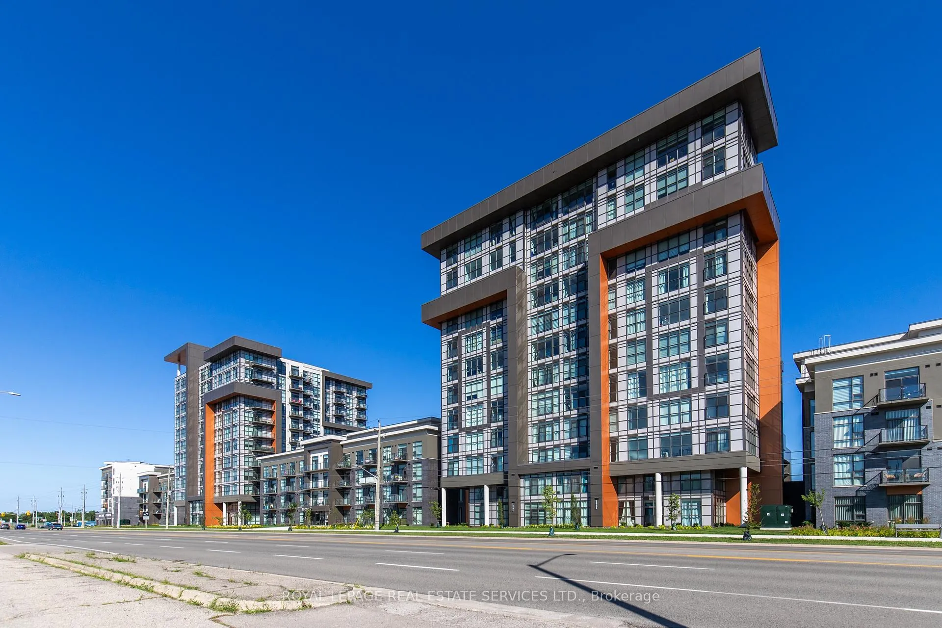 Photo 1 of Unit 1202, 460 Dundas Street E, Hamilton, Waterdown — HOMEH