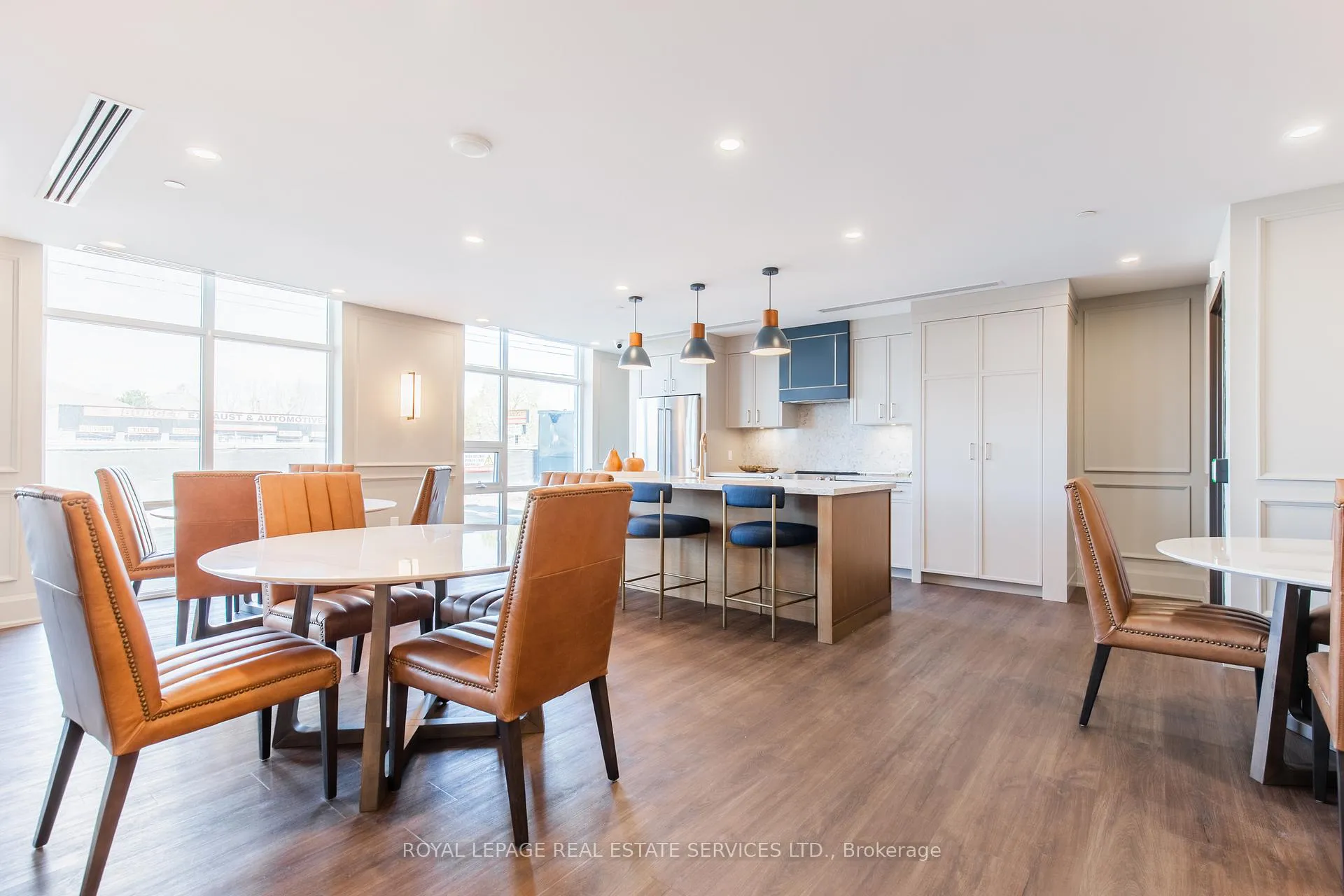 Photo 10 of Unit 1202, 460 Dundas Street E, Hamilton, Waterdown — HOMEH