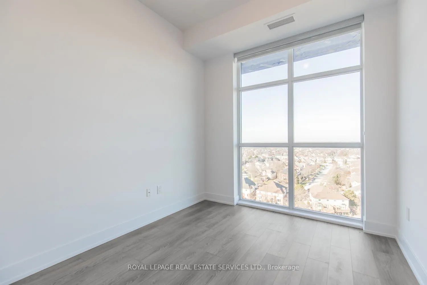 Photo 38 of Unit 1202, 460 Dundas Street E, Hamilton, Waterdown — HOMEH