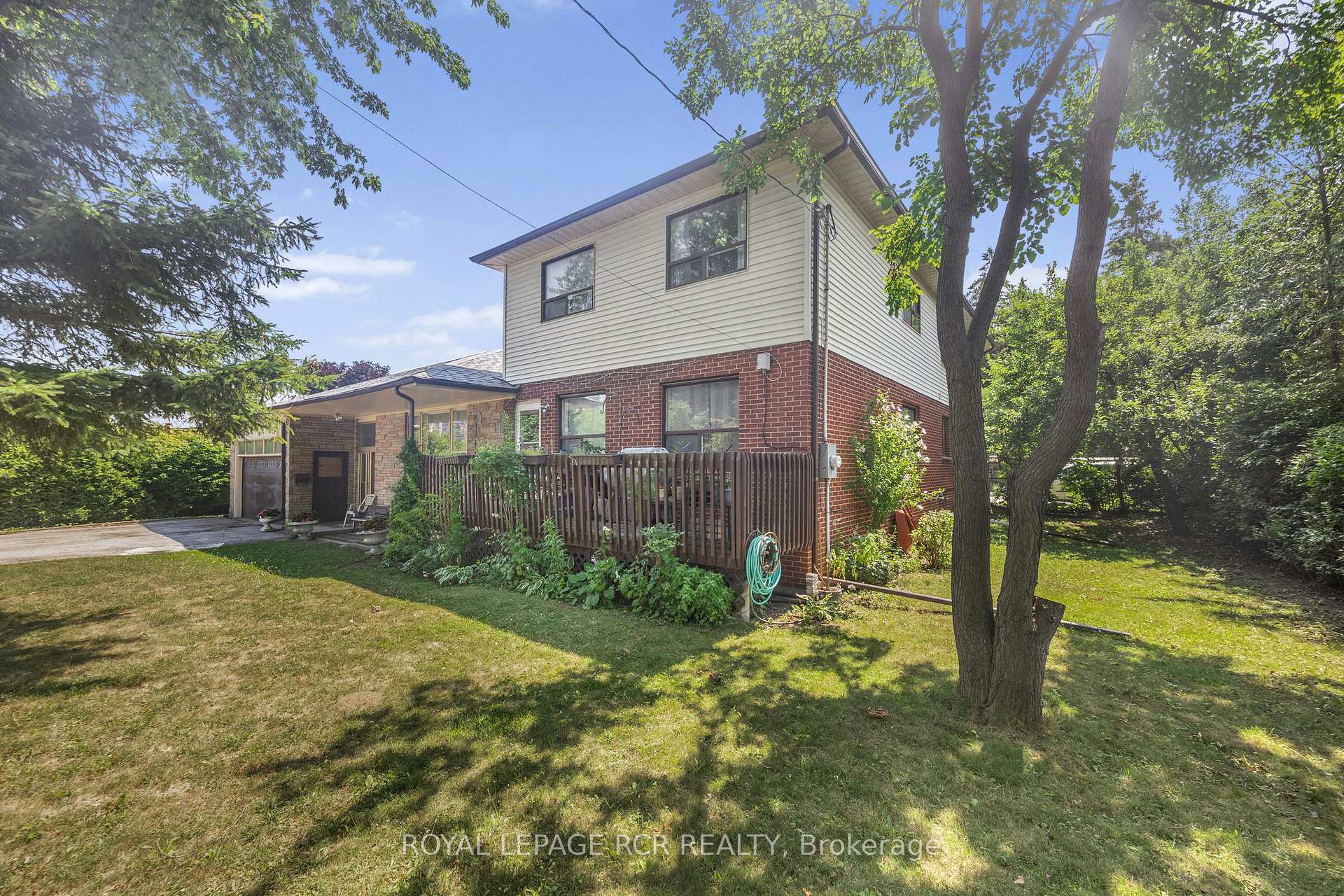 Photo 2 of 1 Northcrest Road, Etobicoke, Kingsview Village-The Westway — HOMEH