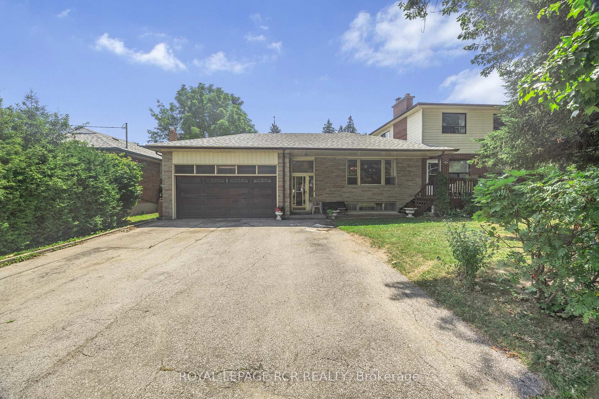 Photo 6 of 1 Northcrest Road, Etobicoke, Kingsview Village-The Westway — HOMEH