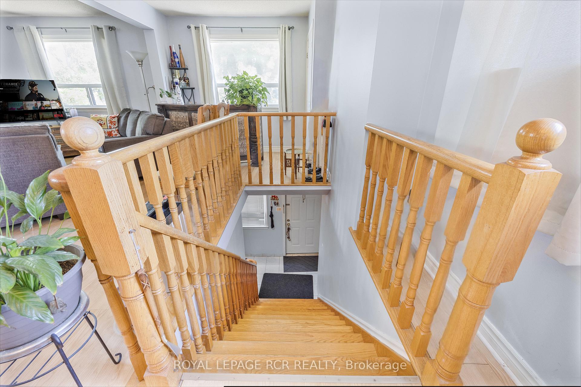 Photo 36 of 1 Northcrest Road, Etobicoke, Kingsview Village-The Westway — HOMEH