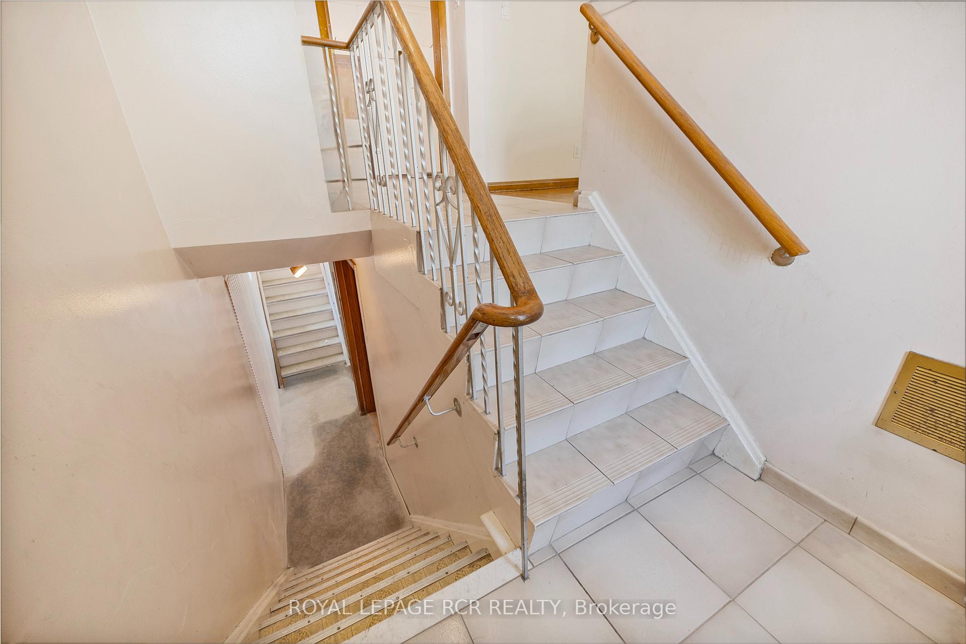 Photo 27 of 1 Northcrest Road, Etobicoke, Kingsview Village-The Westway — HOMEH